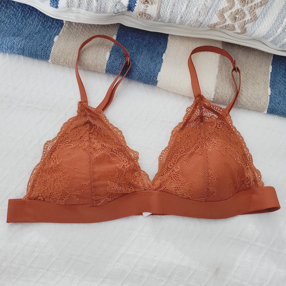 JOE FRESH Smooth Lace Bralette in Rust Orange